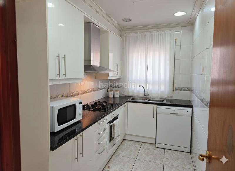 Foto 59b2cca5-2e75-41d2-b9df-e1d09384f125. Casa amb xemeneia calefacció a Tona