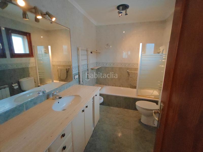 Foto b8ce95c6-7e12-4fa2-b583-33b4cf49198c. Casa amb xemeneia calefacció a Tona