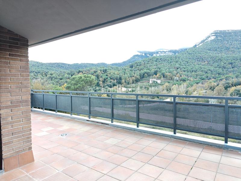 Foto 4f049d4b-3865-4764-b1f2-2d80e70952bc. Casa con camino parcheggio in Sant Martí de Centelles