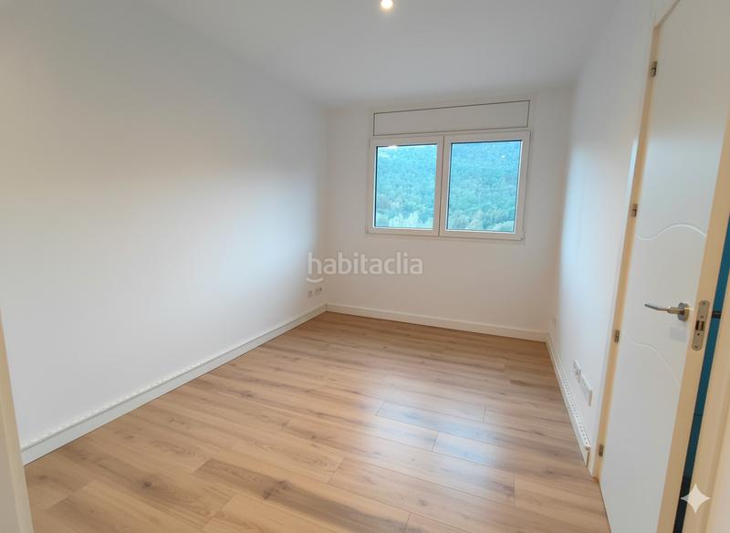 Foto 74d0cfd3-c150-4e19-b1d1-51a5640c97ed. Casa con camino parcheggio in Sant Martí de Centelles