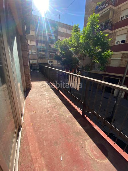 Foto 774e9b77-b788-4fba-9251-55b2e6950cc0. Geschäftsraum in carrer abat solà 52 in Plaza Elíptica - República Argentina Gandia