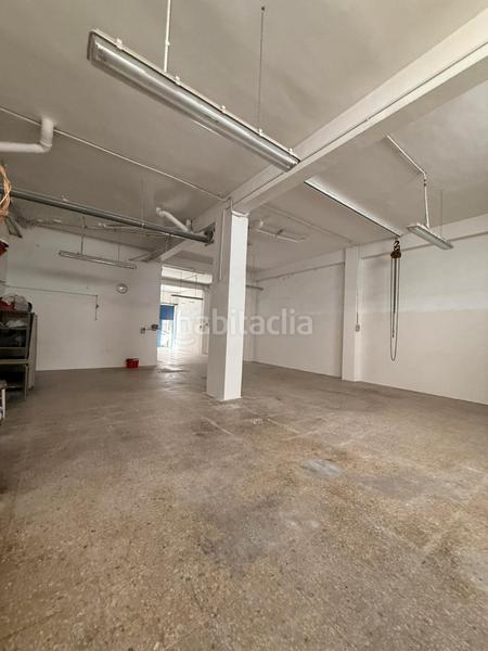 Foto d3872835-ef07-4c42-99ba-cfb5d6925485. Locale commerciale in carrer cardenal cisneros 50 in Gandia