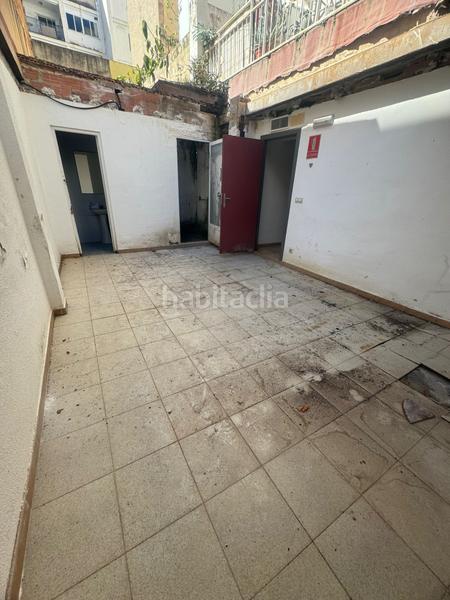 Foto f22f1762-1c77-4551-b387-764da3793e99. Local comercial a carrer abat solà 52 a Plaza Elíptica - República Argentina Gandia