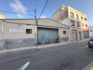 Lloguer Nau industrial a Carrer marroc 2a. Alquiler nave en gandia