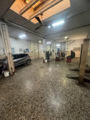 Local commercial  Carrer lluís vives. Venta local comercial zona corea