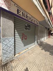 Locale commerciale  Carrer abat solà. Ocasion venta local en zona abat sola