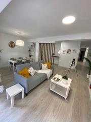 Pis  Carrer primer de maig. Venta vivienda reformada junto paseo germanias