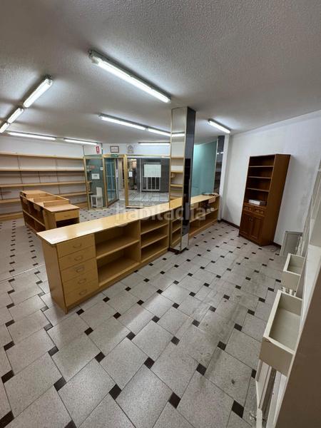 Foto bc1b749f-d7bf-4eda-bea8-43ff314b5337. Alquiler local comercial alquler local comercial en pasaje brunel (calle mayor) en Gandia