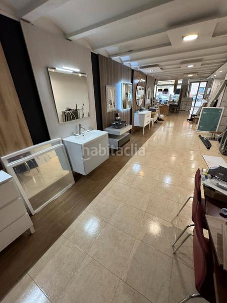 Foto c8acd18f-e84b-4775-86ff-ac38d9b5ff5f. Local comercial a Plaza Elíptica - República Argentina Gandia