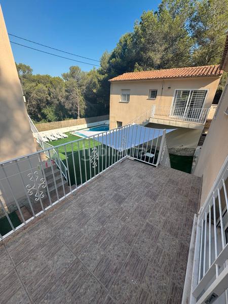Foto 3f6557bd-b026-47ba-bd44-63d9c8c99c5e. Chalet venta complejo ideal para inversores en Font d´en Carròs (la)