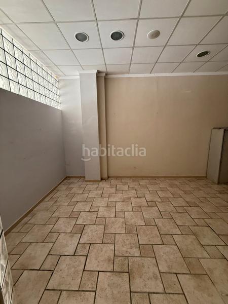 Foto 13f308f9-d3d0-434c-9dec-be72d3edc867. Alquiler local comercial alquiler local comercial zona esclavas en Gandia