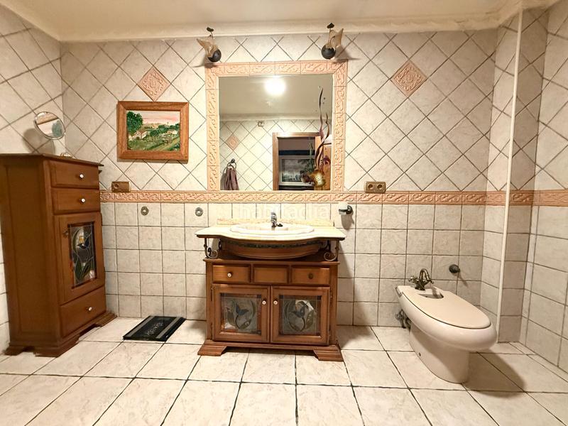 Foto 1c1bc0a4-6bb3-4f1c-828e-756f158e41ba. Chalet con camino parcheggio piscina in Oliva pueblo Oliva