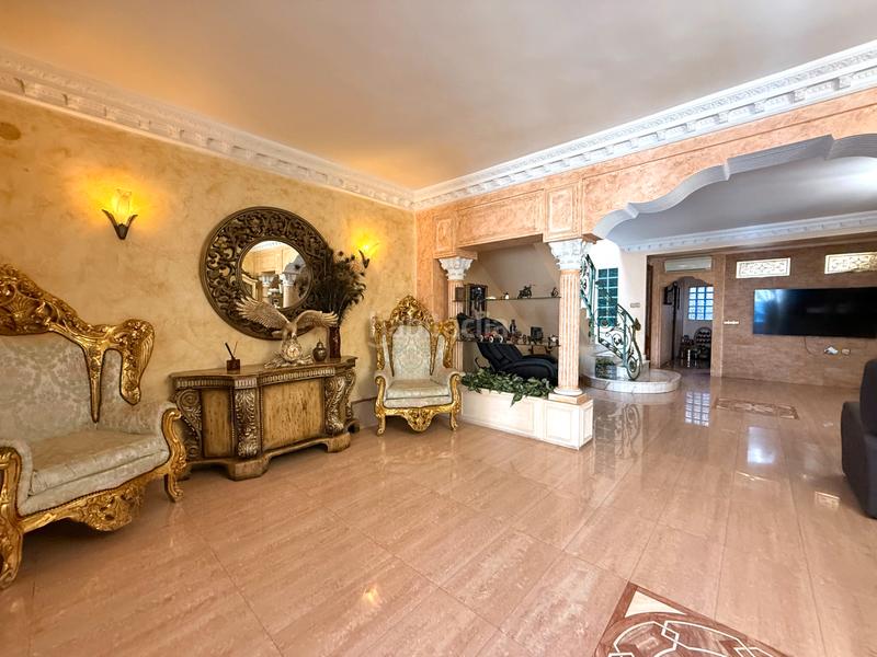 Foto 5eee884c-124f-4b70-8663-72a671fed4a7. Chalet con camino parcheggio piscina in Oliva pueblo Oliva