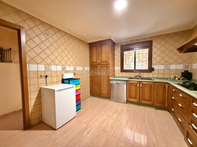 Foto 9e2beb91-2816-4d54-b894-008a8d1c5056. Chalet con camino parcheggio piscina in Oliva pueblo Oliva