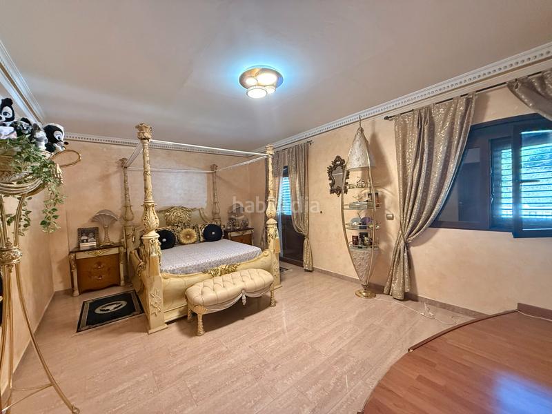 Foto e0c12681-716b-4723-b8b7-d6339340182e. Chalet con camino parcheggio piscina in Oliva pueblo Oliva