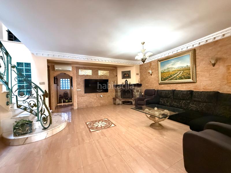 Foto ebdd70eb-22ce-4c5f-ab54-b0a778b76db8. Chalet con camino parcheggio piscina in Oliva pueblo Oliva