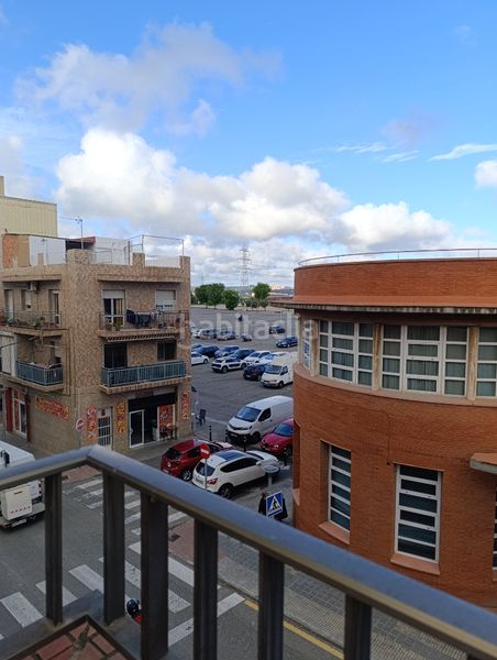 Foto 1137bafb-5a2e-4b0b-96f9-0dccb05351b1. Casa amb xemeneia a Bonavista Tarragona