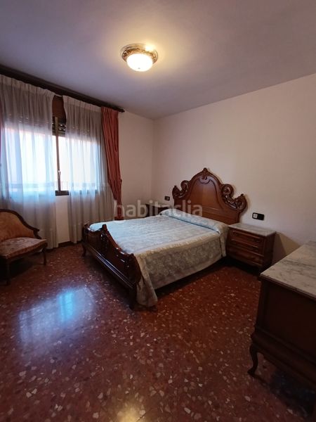 Foto 33126940-c3e5-4528-9ebf-79a5991c5952. Casa amb xemeneia a Bonavista Tarragona