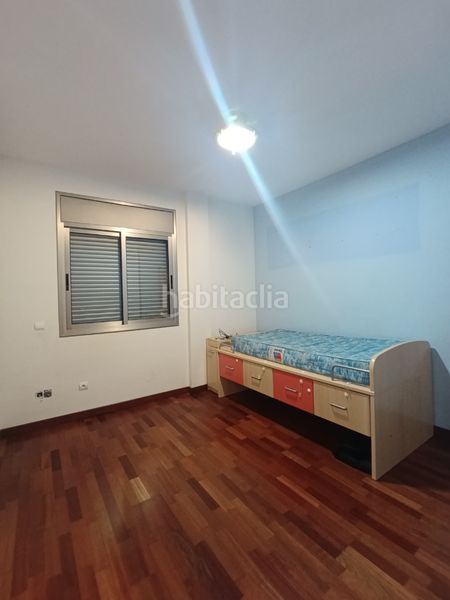 Foto a12cc0c0-2f4f-48ea-96eb-53492b60b418. Xalet amb aparcament piscina a Pallaresos (Els)