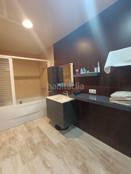 Foto a4daef86-1dd8-405a-8f88-3d355c6232e1. Xalet amb aparcament piscina a Pallaresos (Els)