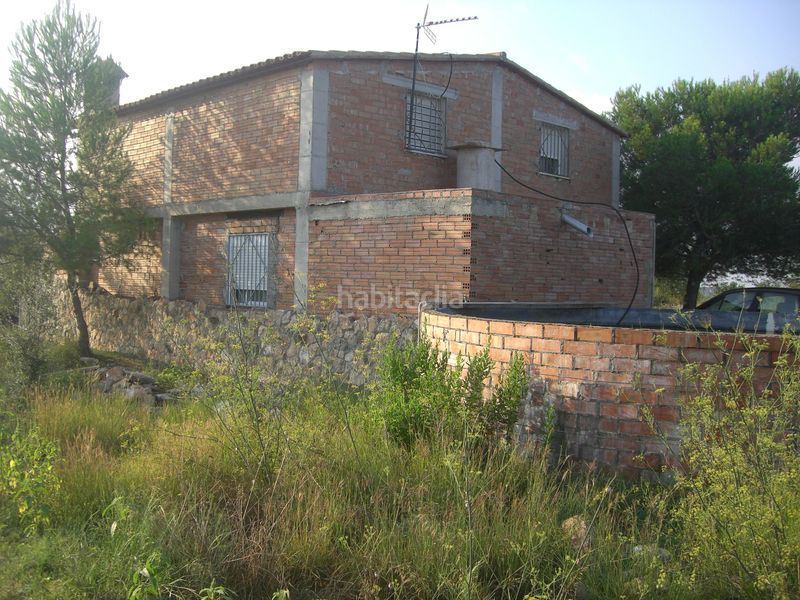 Foto 8caa8d69-0777-408d-b2fc-eab4005ec137. Finca rústica  con casa en Alió