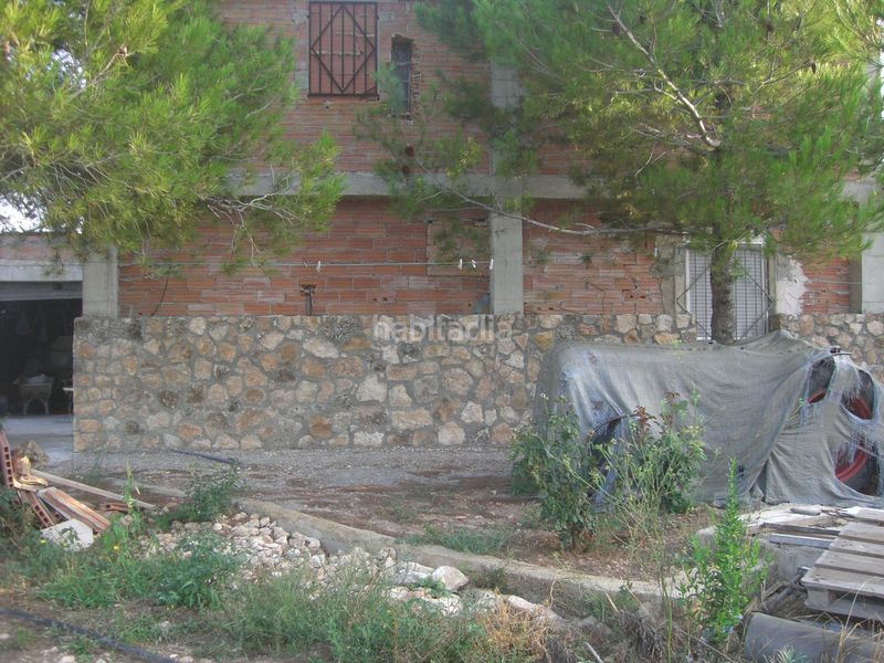 Foto ff043551-7d6b-4a92-98db-92ad890e66da. Finca rústica  con casa en Alió