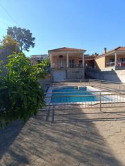 Affitto Chalet  Carrer torres. Chalet en alquiler