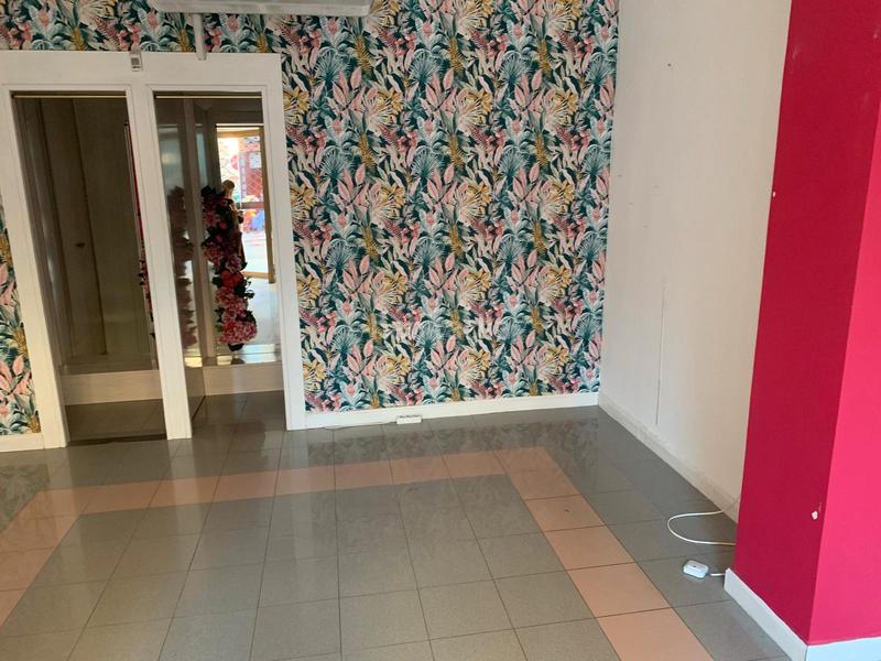 Foto 0002c620-6a09-4049-aac5-5151d1dad5ab. Location local commercial dans calle de italia 59 dans Zaragoza