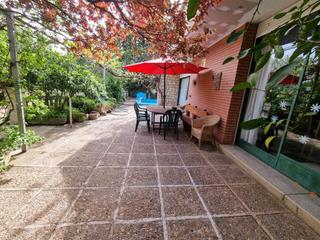 Maison à Casablanca. Chalet independiente en casablanca con piscina y 1000 metros de