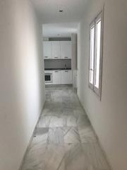 Location Appartement  Calle de alfonso i 39. Precioso apartamento en alquiler exterior con balcones