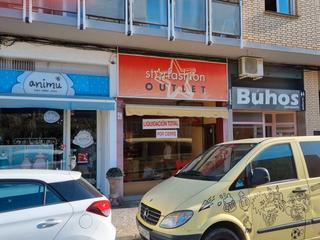 Geschäftsraum in Calle de Pablo Remacha