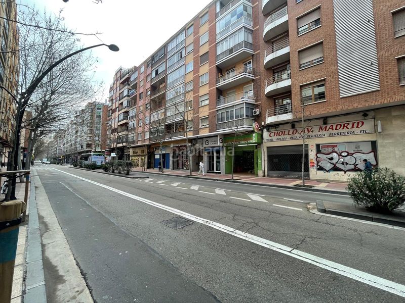 Foto 2af3255a-841b-4bde-956b-76ad0e0d91d3. Pis a avenida de madrid 162 a La Bozada - Parque Delicias Zaragoza