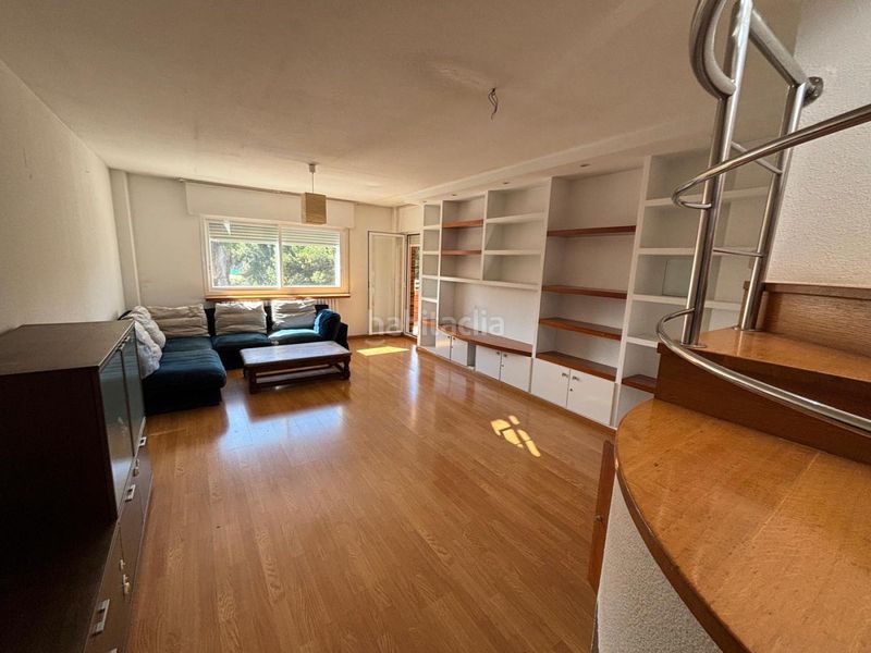 Foto 17b880b4-d1d6-4866-99b4-613155458487. Ático atico-duplex en venta en montenacal con terraza de 129,66 m2, con dos garajes, bodega y zonas comunes con piscina. en Zaragoza