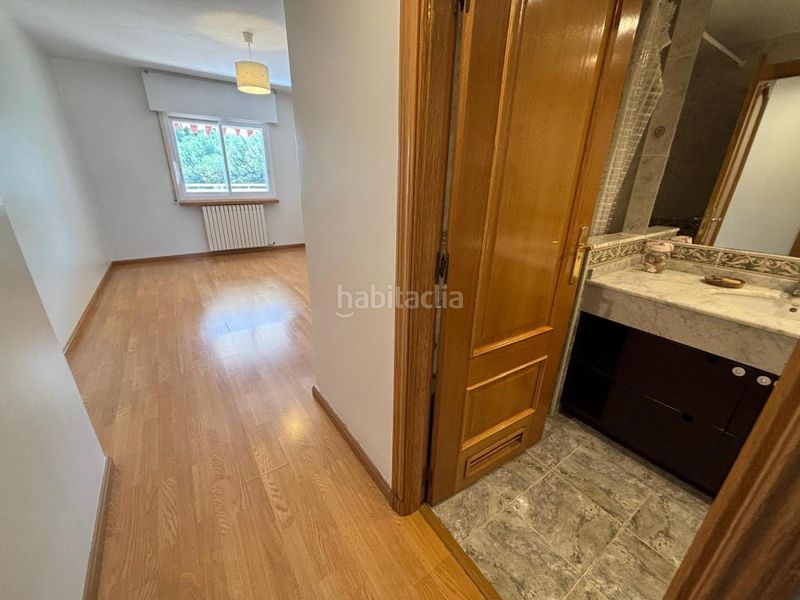 Foto 384e9791-0d7e-4772-8d62-cd135803aee0. Ático atico-duplex en venta en montenacal con terraza de 129,66 m2, con dos garajes, bodega y zonas comunes con piscina. en Zaragoza