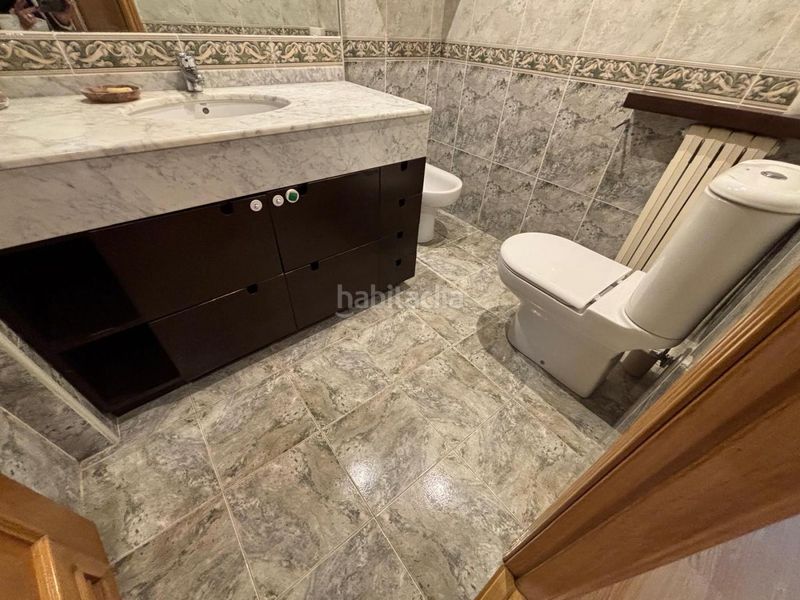 Foto 85417bdf-0ff8-4cfd-88be-59b85fcf4ae0. Ático atico-duplex en venta en montenacal con terraza de 129,66 m2, con dos garajes, bodega y zonas comunes con piscina. en Zaragoza