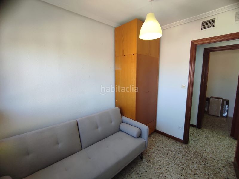 Foto ba510558-a2a1-4954-9949-3020e40e29c6. Pis a calle de sobrarbe 25 a Arrabal Zaragoza