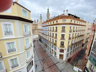 Rent Flat  Calle de alfonso i. Apartamento en calle alfonso junto a la plaza del pilar