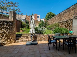 Casa a Piverd-Vila-Seca-Bruguerol. Excelente casa de pueblo 1900 renovada cerca del centro de palaf