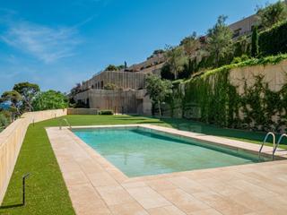 Casa adossada a Sa Riera-Sa Fontansa. Casas a estrenar con vistas al mar y piscina comunitaria a escas