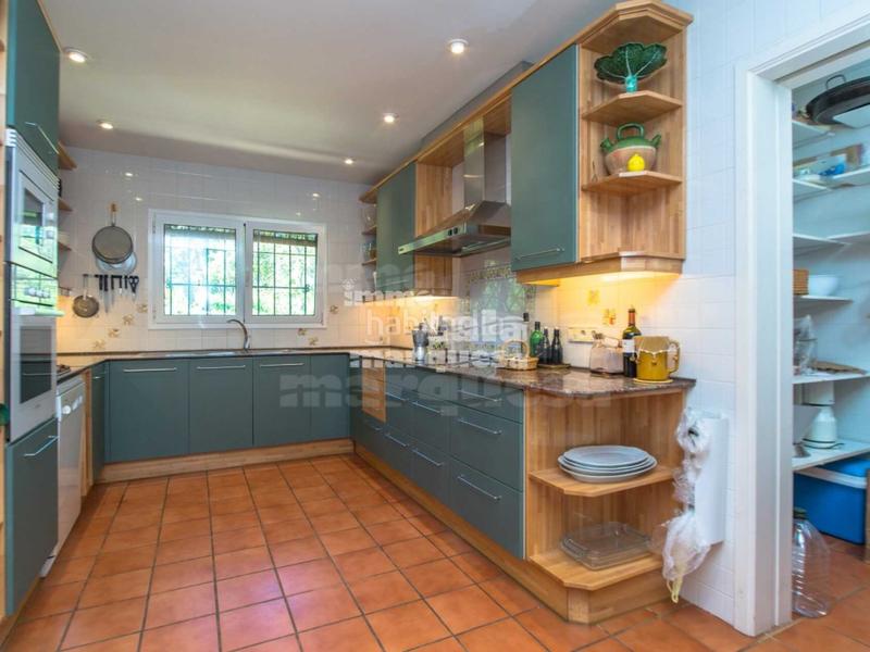 Foto 73cdc908-76f9-4eac-b1fe-b27e1039d481. Casa amb aparcament piscina a residencial Begur-esclanyà Begur