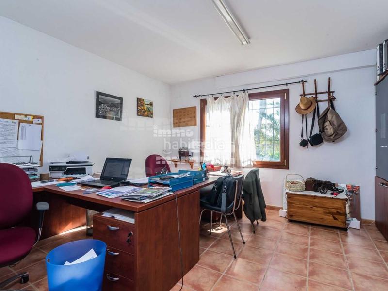 Foto f4215782-98ca-4dd8-9c4c-833e0b793820. Casa gran chalet con terreno en residencial Begur-esclanyà Begur