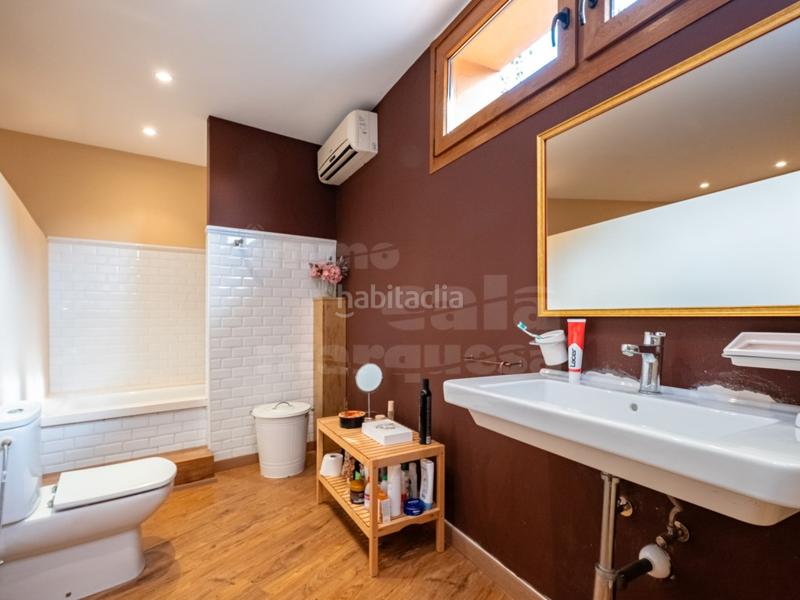 Foto 148d6e31-c148-4002-9382-24e4dd520887. Chalet oportunidad única ! chalet con 3 viviendas independientes, piscina y vistas al bosque. en Begur