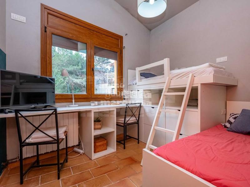 Foto 778099f5-c2d2-4ba5-a583-c9cad1fc89da. Chalet oportunidad única ! chalet con 3 viviendas independientes, piscina y vistas al bosque. en Begur