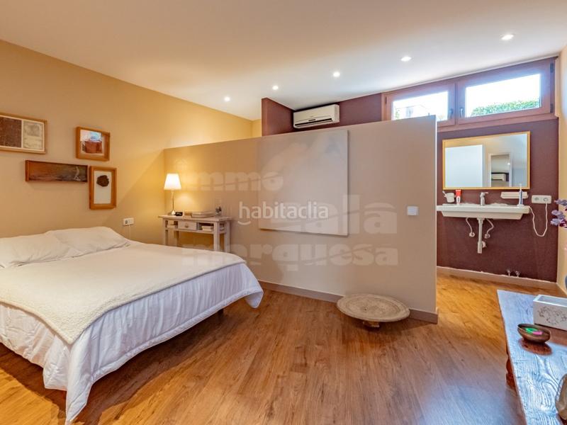 Foto 7a536bfc-6906-4749-89ff-dced8637b15f. Chalet oportunidad única ! chalet con 3 viviendas independientes, piscina y vistas al bosque. en Begur