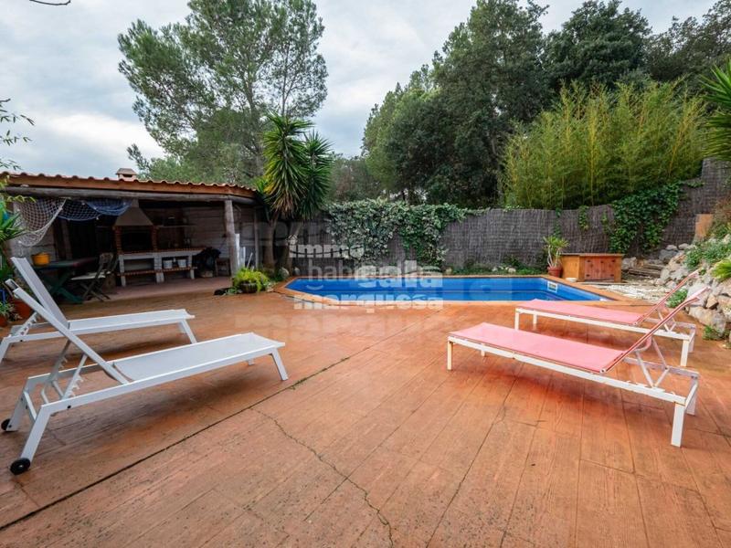 Foto 847cbeb5-a19a-4821-854c-db1dbee7106a. Chalet oportunidad única ! chalet con 3 viviendas independientes, piscina y vistas al bosque. en Begur