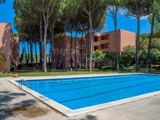 Apartament a Pals. Apartamento en pals con piscina comunitaria