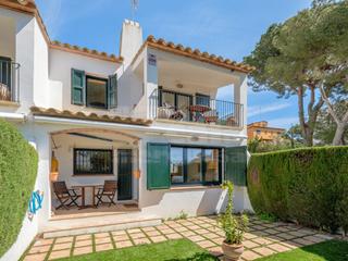 Casa a Calella de Palafrugell. Bonita y acogedora casa con vistas al mar en calella de palafrug
