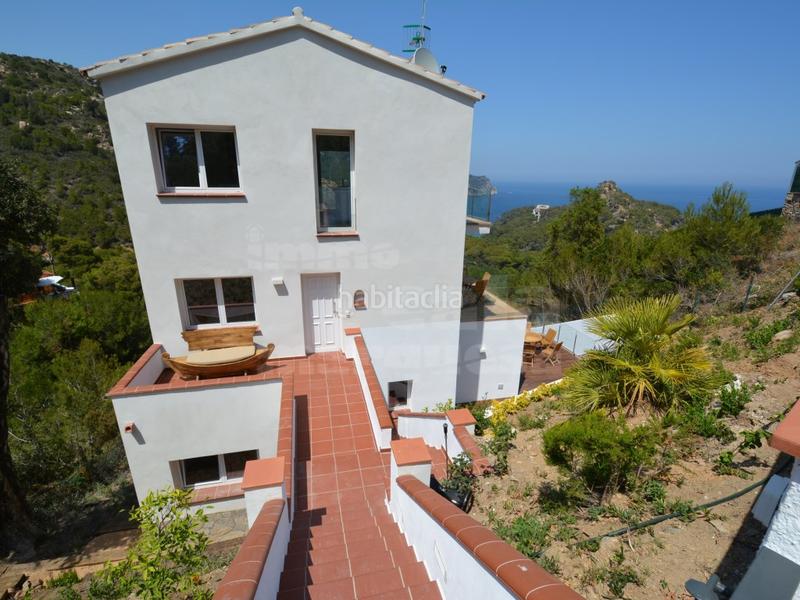 Foto eea5dcf4-3a95-411d-80b4-fa3f93db8b31. Chalet fantástico chalet con impresionantes vistas al mar en aiguablava en Begur