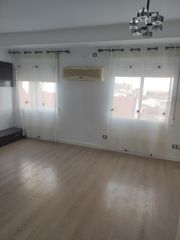 Etagenwohnung en Alc�zar de San Juan. Piso centrico