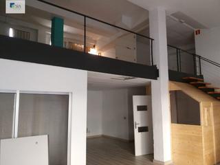 Local Comercial en Calle RUIZ TAPIADOR 23